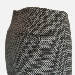 ANNA DEEP BROWN PRINT – Image 4