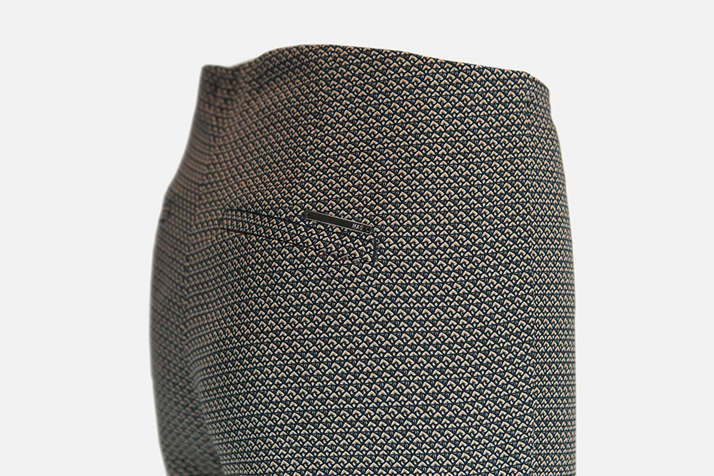 ANNA DEEP BROWN PRINT