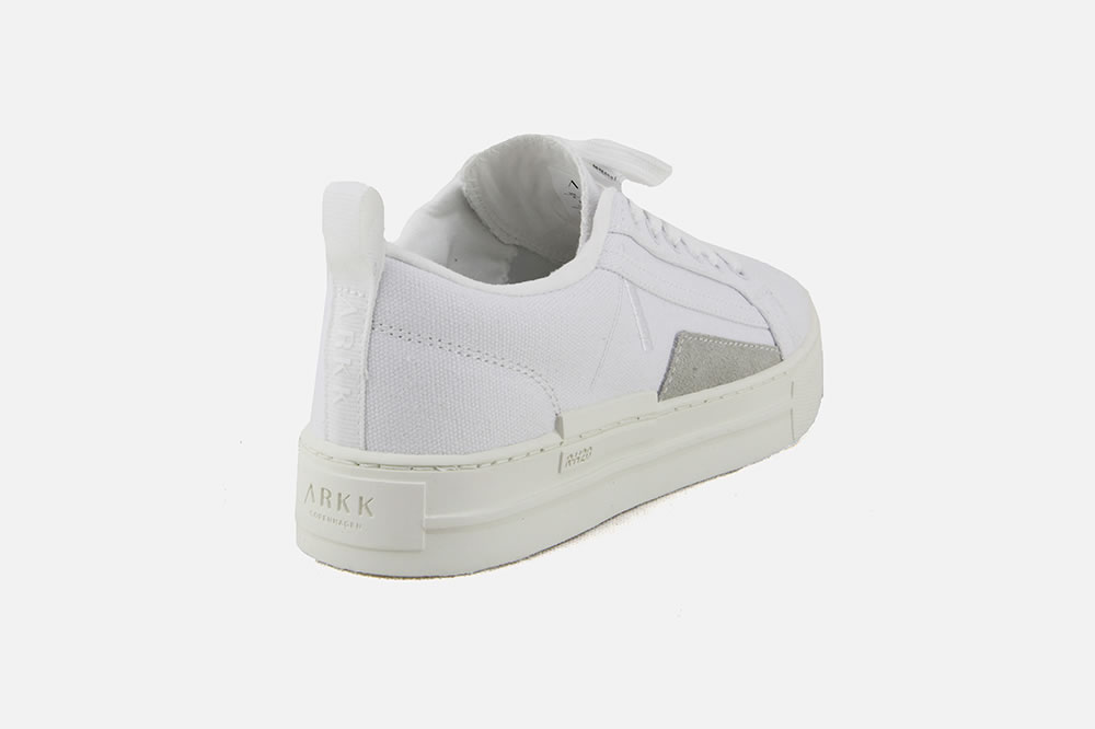 SOMMR W WHITE