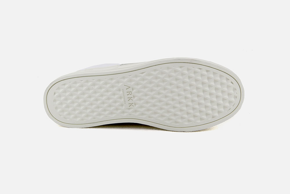 SOMMR W WHITE