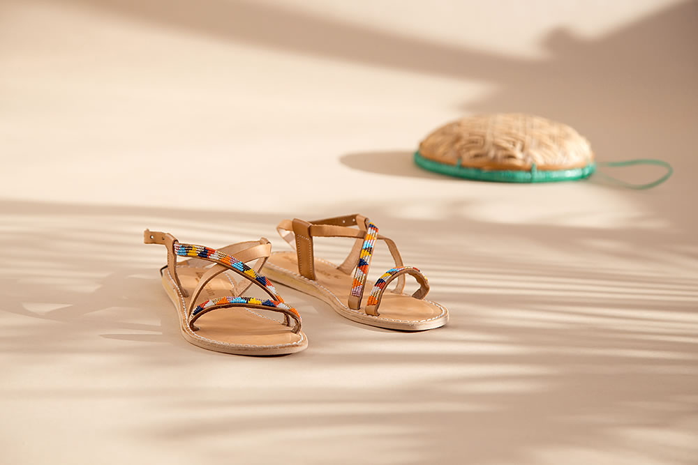AZARI FLAT LIGHT BROWN TRIBAL