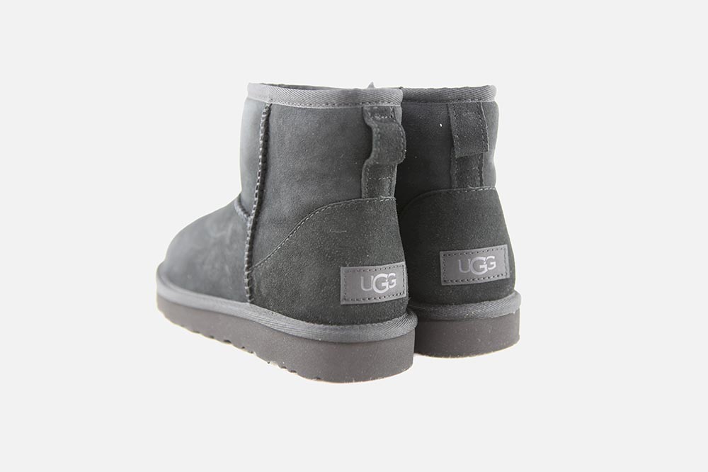 CLASSIC MINI SUEDE BLACK