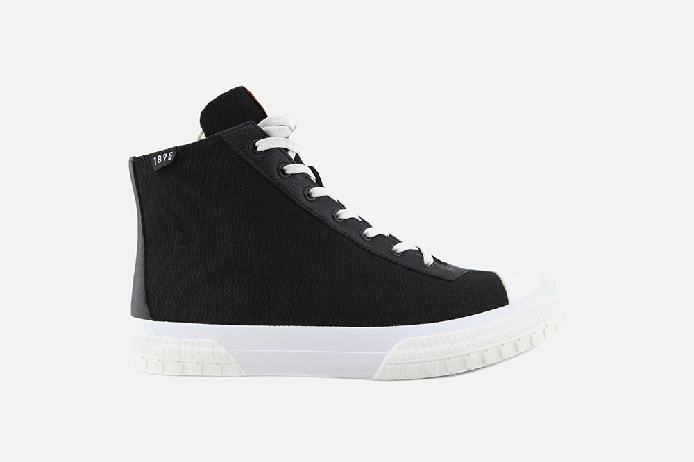 CAMALEON CHUKKA BLACK WHITE