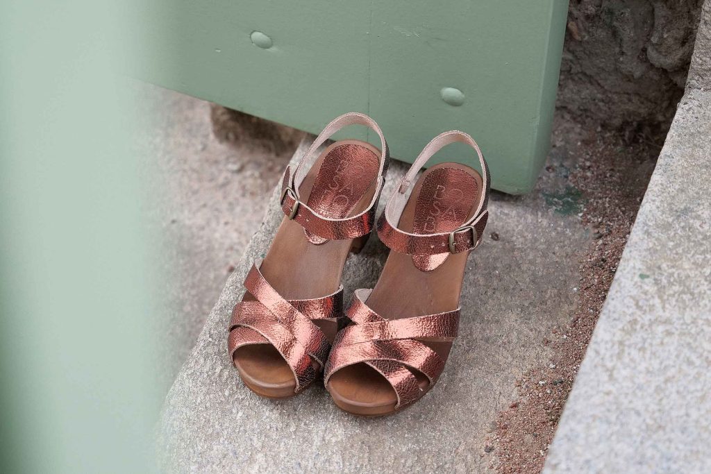 BOSABO SANDALE METAL PEACH