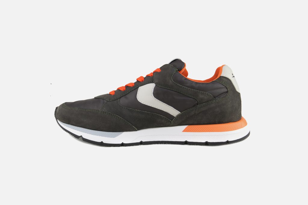 STORM BROWN WHITE ORANGE
