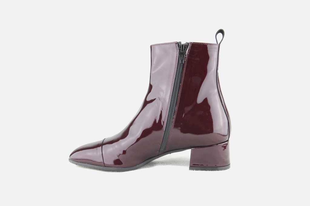 BOOSTER LACK BURGUNDY