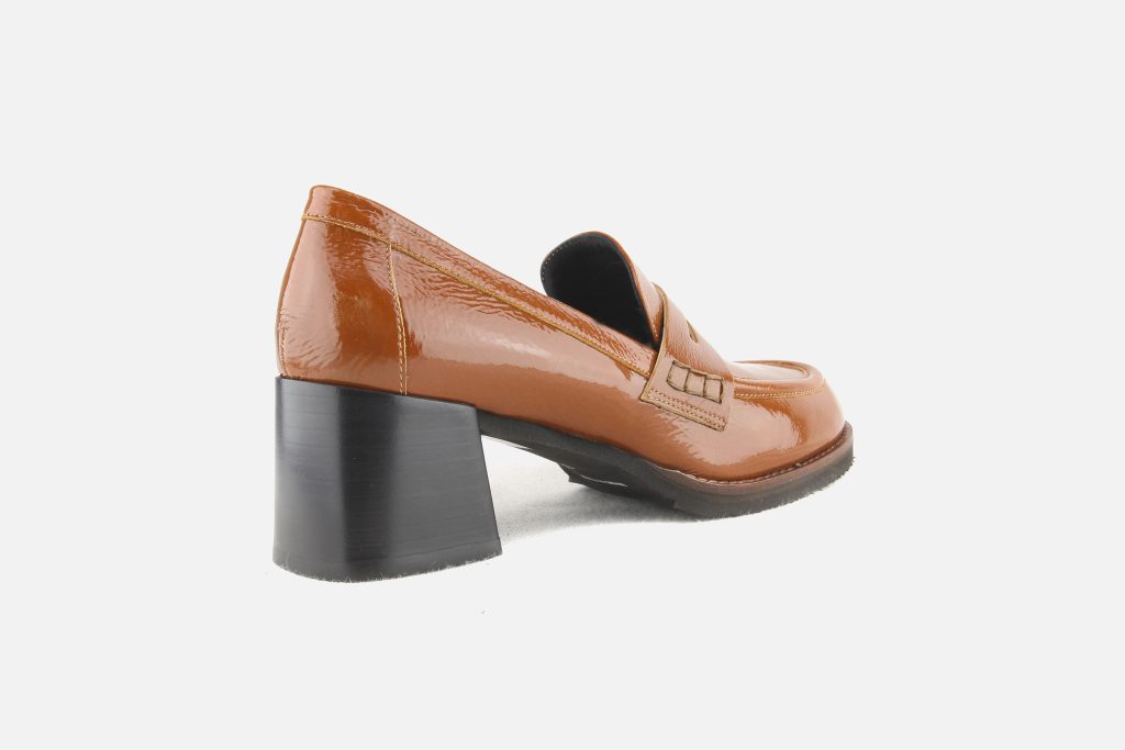 BOHEME LACK CARAMEL
