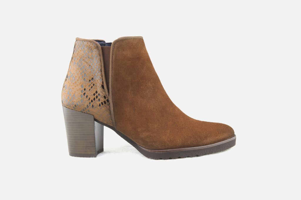 CASSIDY HONEY VINTAGE