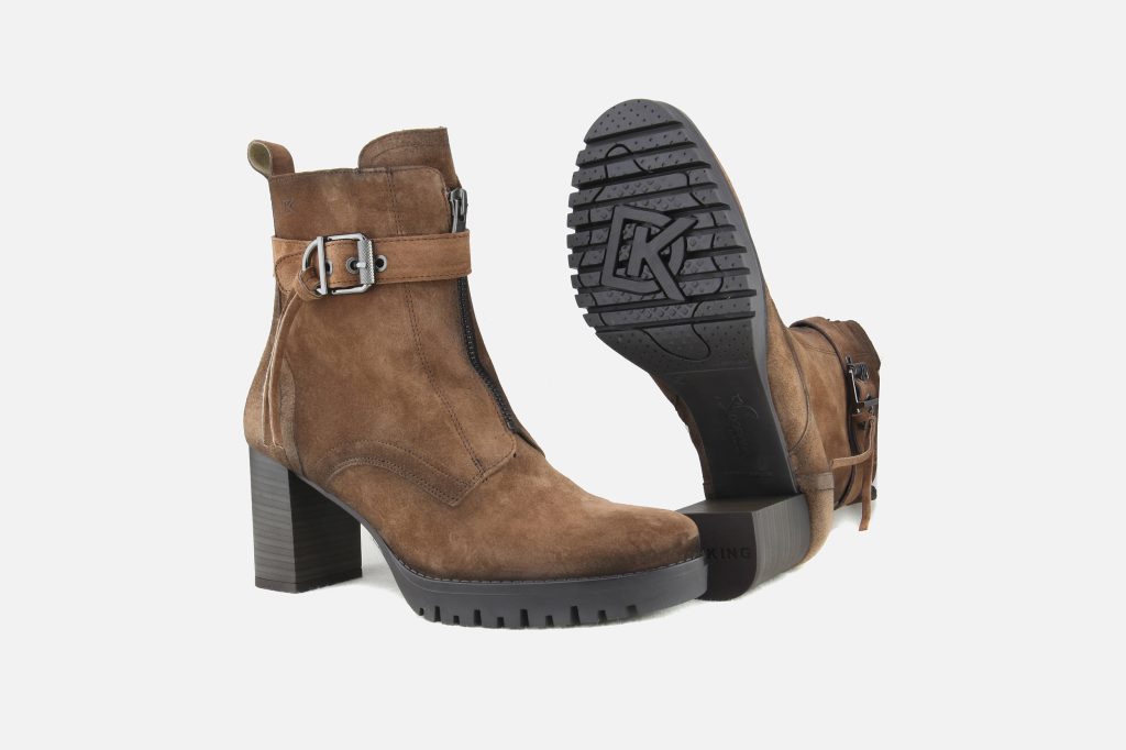 CALEY WOOD VINTAGE