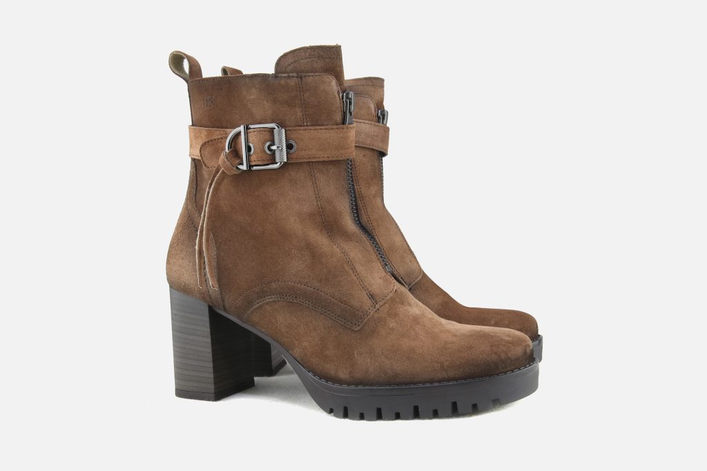 CALEY WOOD VINTAGE