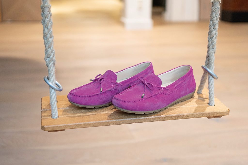 ALABAMA MOC FUCHSIA
