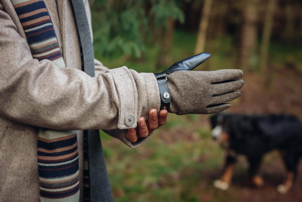 AFNF GLOVES SAND