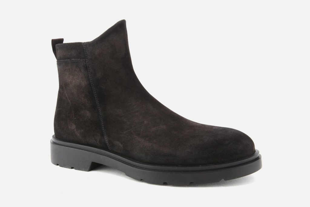 RUSSELL DARK BROWN