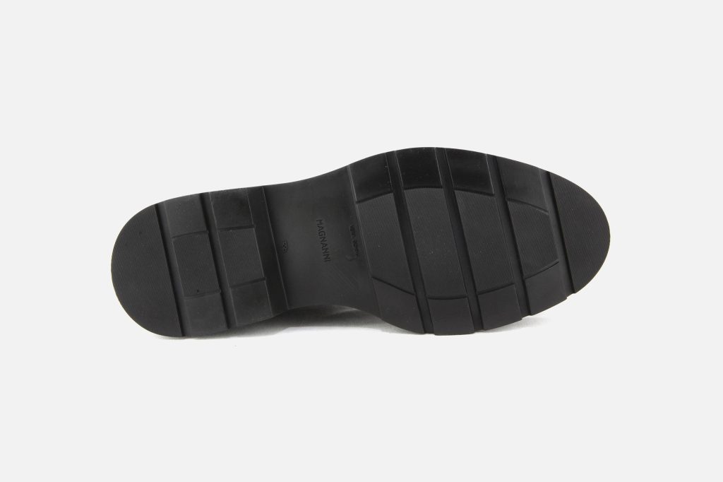 RUSSELL DARK BROWN