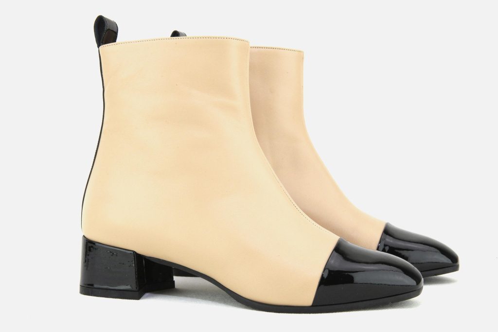 BOOSTER NOIR ET BEIGE