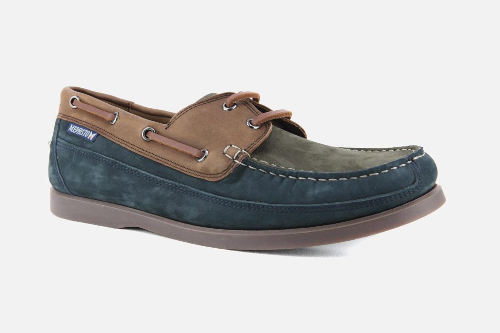 BOATING BLUE GREEN TAN