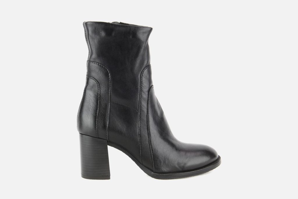 CAMOMILLE NOIR SH
