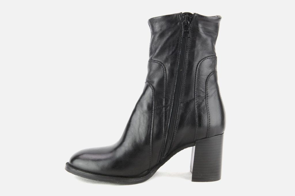 CAMOMILLE NOIR SH