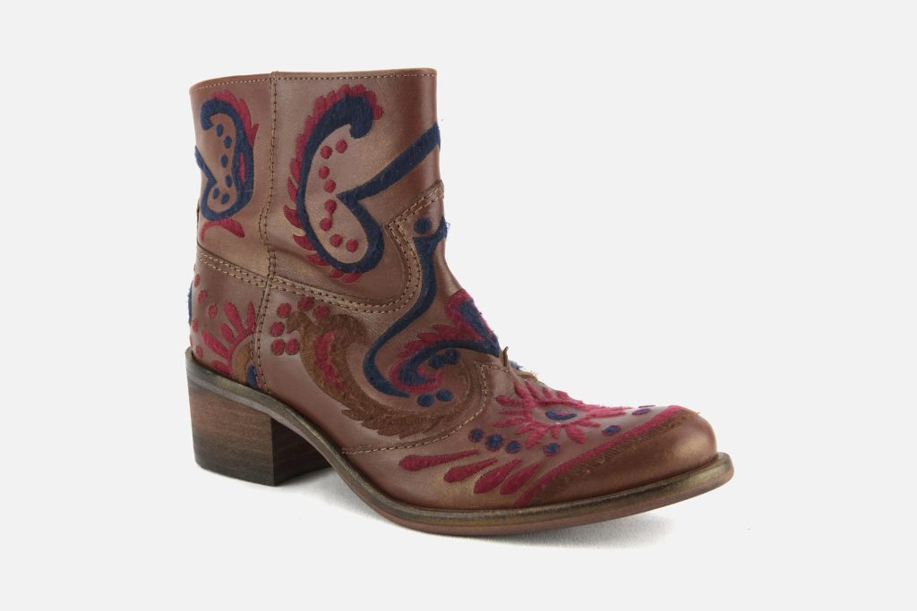 CAVALO MARRON SH