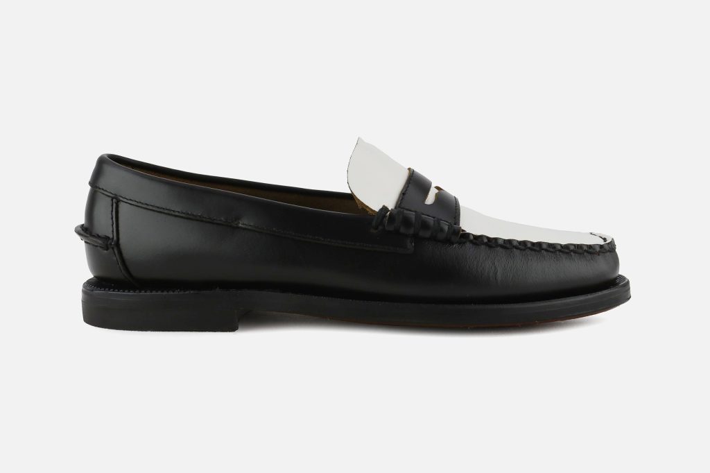 CLASSIC DAN WOMAN BLACK WHITE