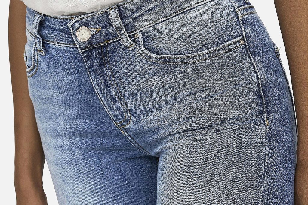 BLUSH FLARED JEANS BLUE L30