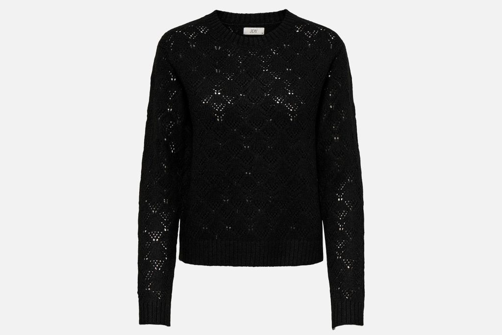 AMANDA PULL BLACK