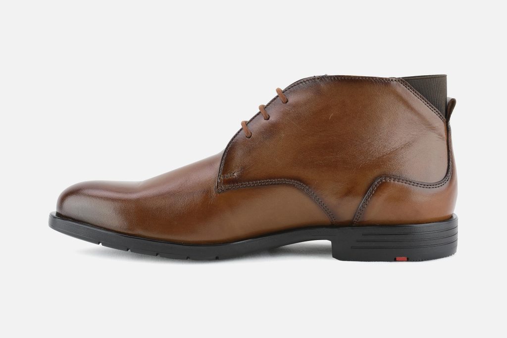 EEZY 325 CHUKKA COGNAC