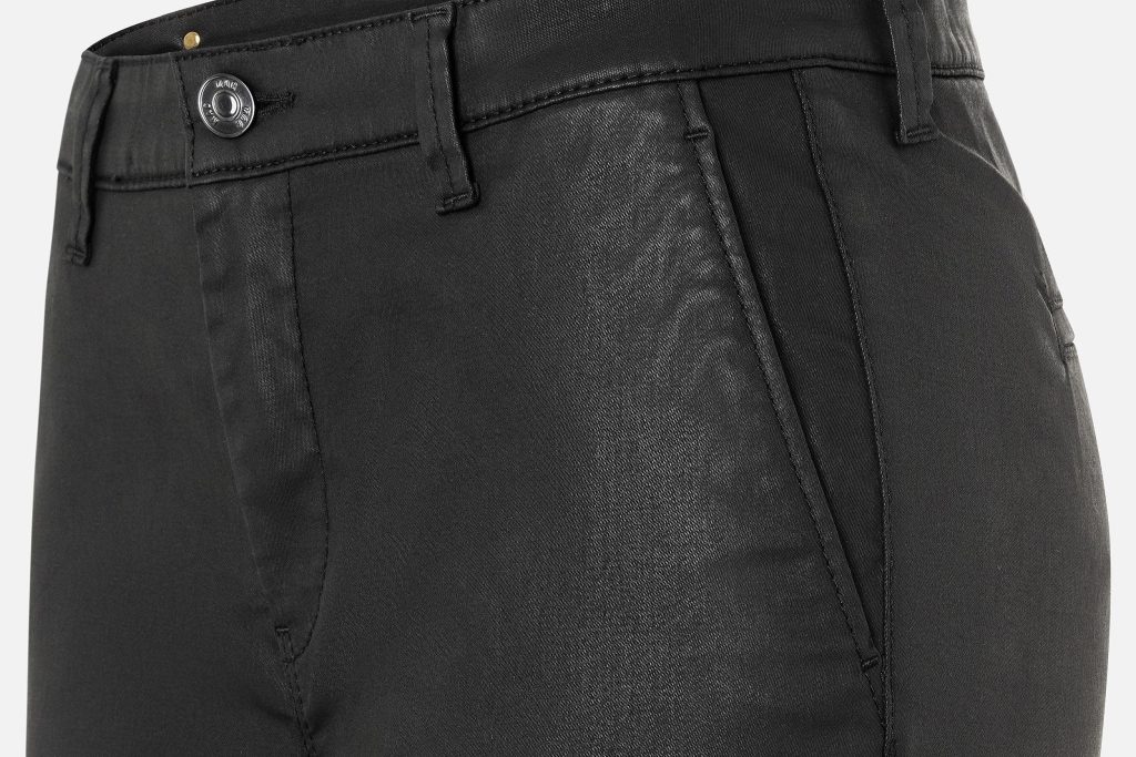 CHINO TURN UP COATED BLACK