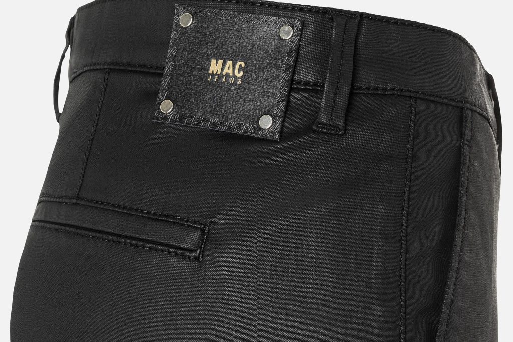 CHINO TURN UP COATED BLACK
