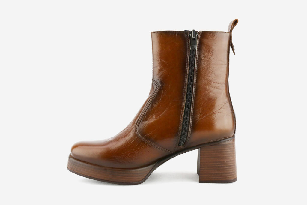 CABRIOLE BOOTS TAN