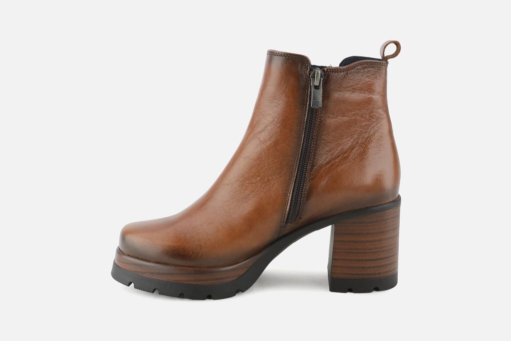 COUNTRY TAN VINTAGE