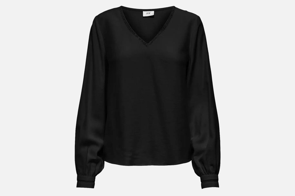 CORA V NECK BLACK