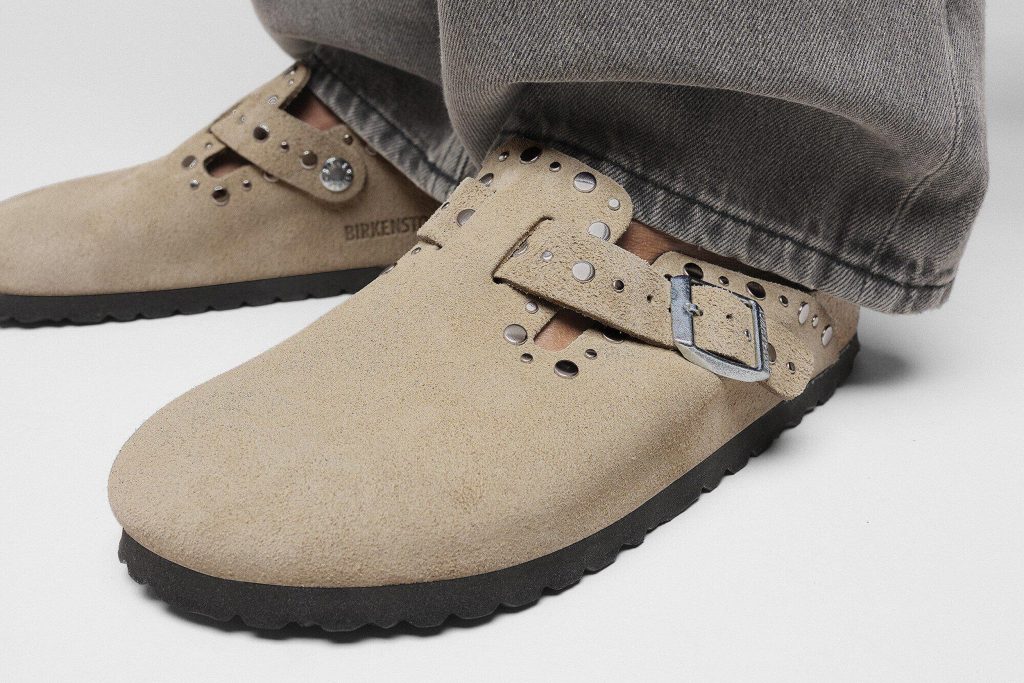 BOSTON RIVET SUEDE TAUPE