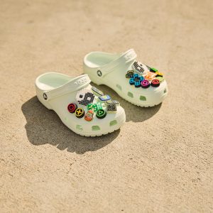 CLASSIC CLOG MINT TINT - Image 7