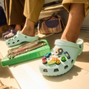CLASSIC CLOG MINT TINT - Image 9