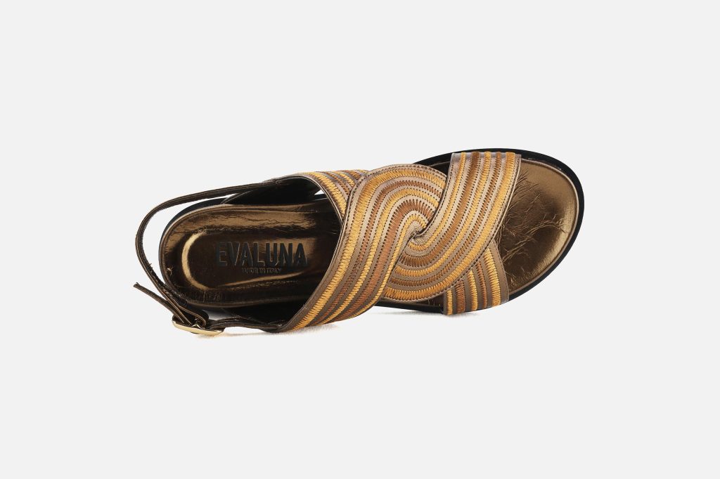 CARMINA BROWN METAL
