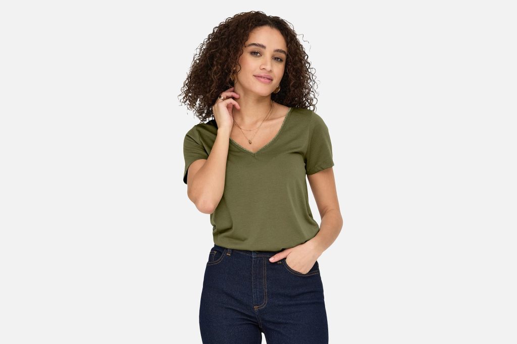 DALILA VNECK LUREX CHIVE GOLD
