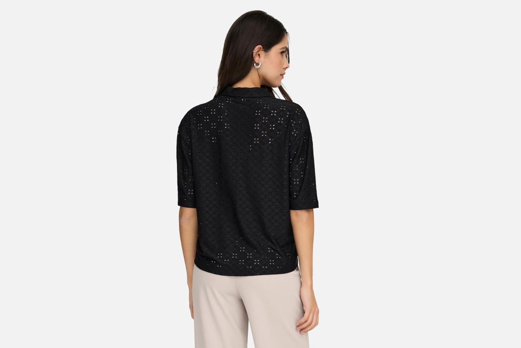 CATHINKA BUTTON TOP BLACK