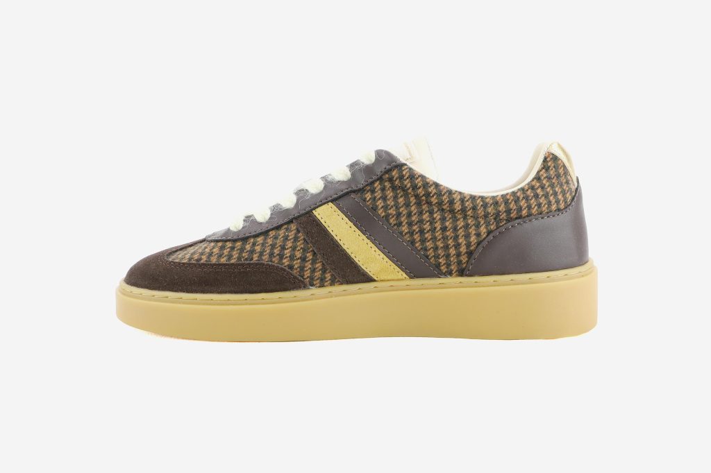 COURT TEXTURED WARM BROWN