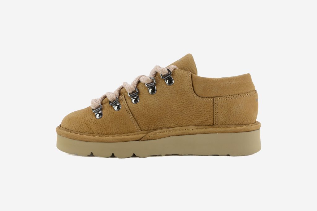 P007 CLAY LOW BROWN SUGAR