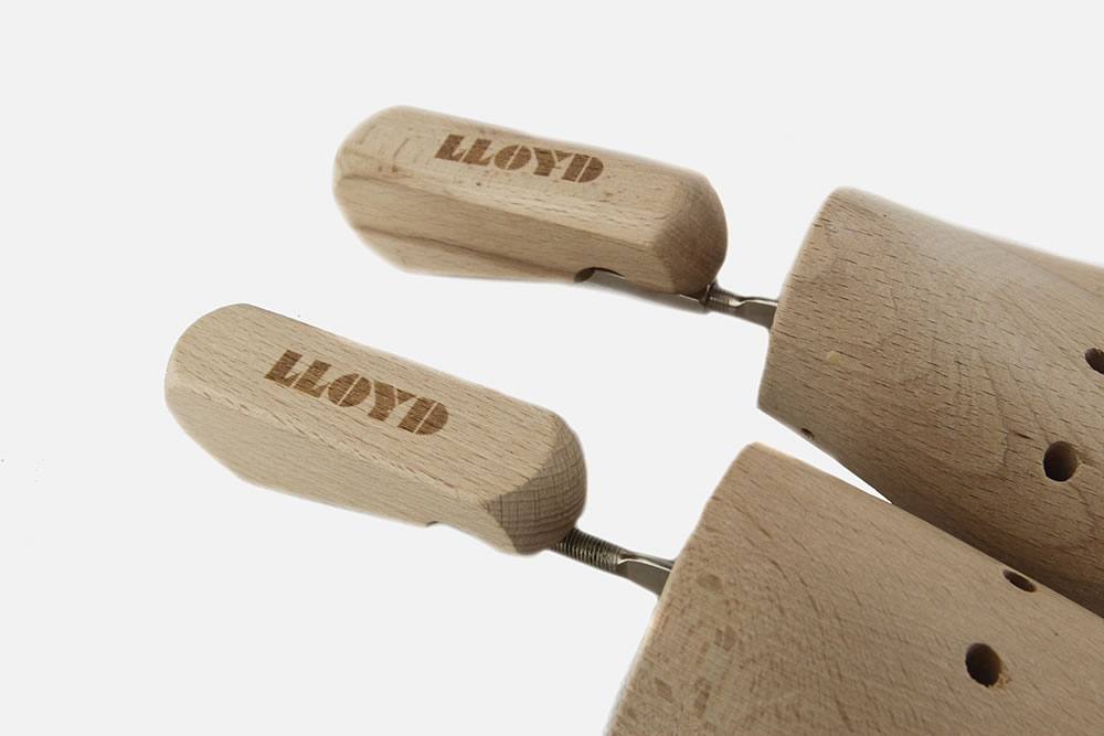 EMBAUCHOIRS LLOYD
