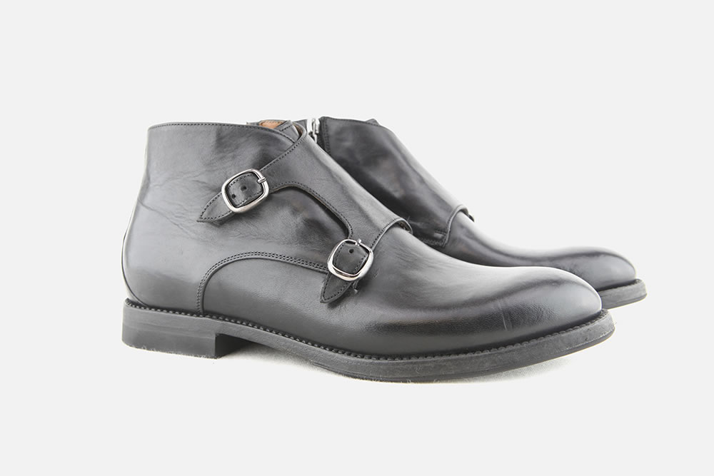 FERRANTE BLACK
