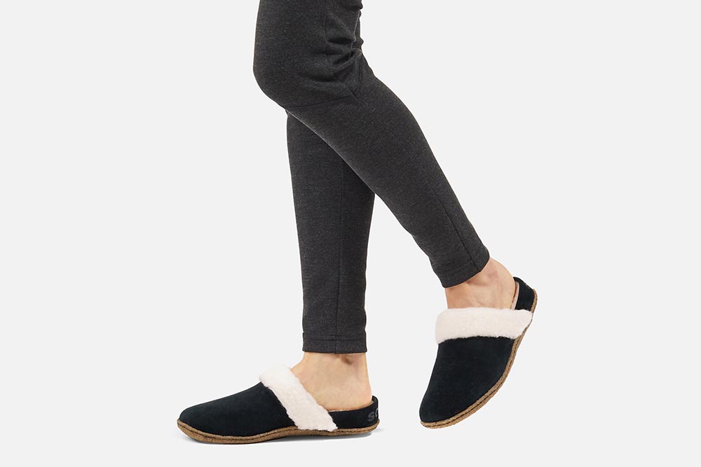 NAKISKA SLIDE 2 BLACK