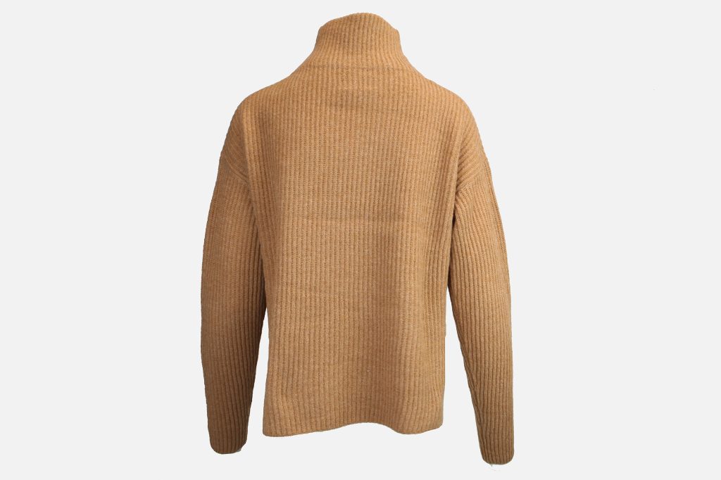 EHROLLNECK CAMEL