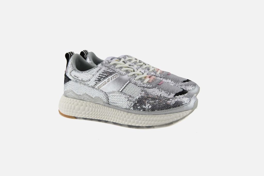 MOA RUNNING FUTURA