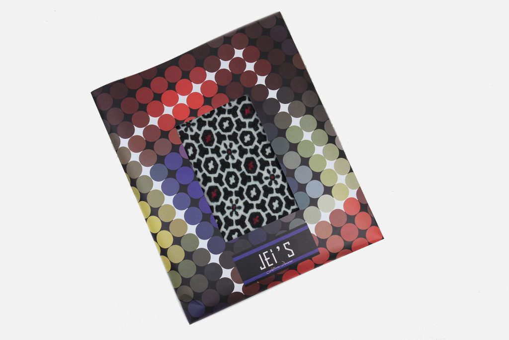 PONCHO 2 FACE NOIR BLANC RUBY
