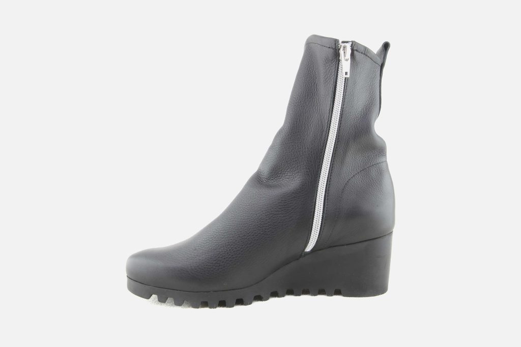 LARAZO NOIR SILVER