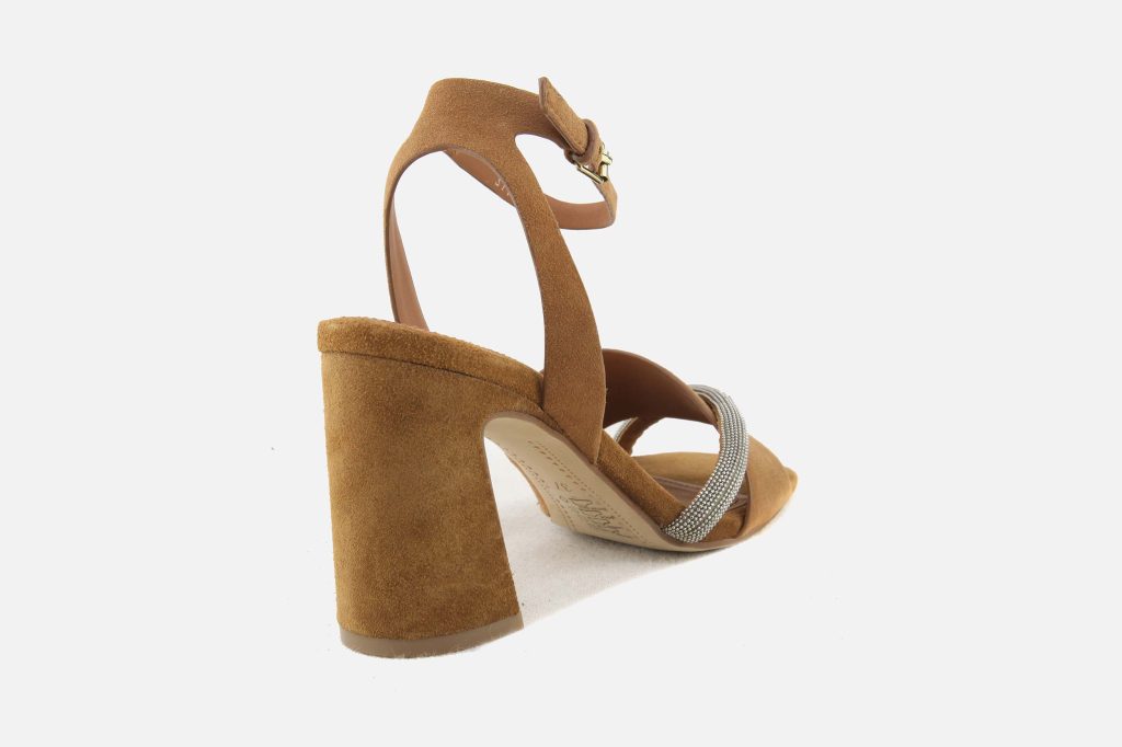 WANDANA MARRON
