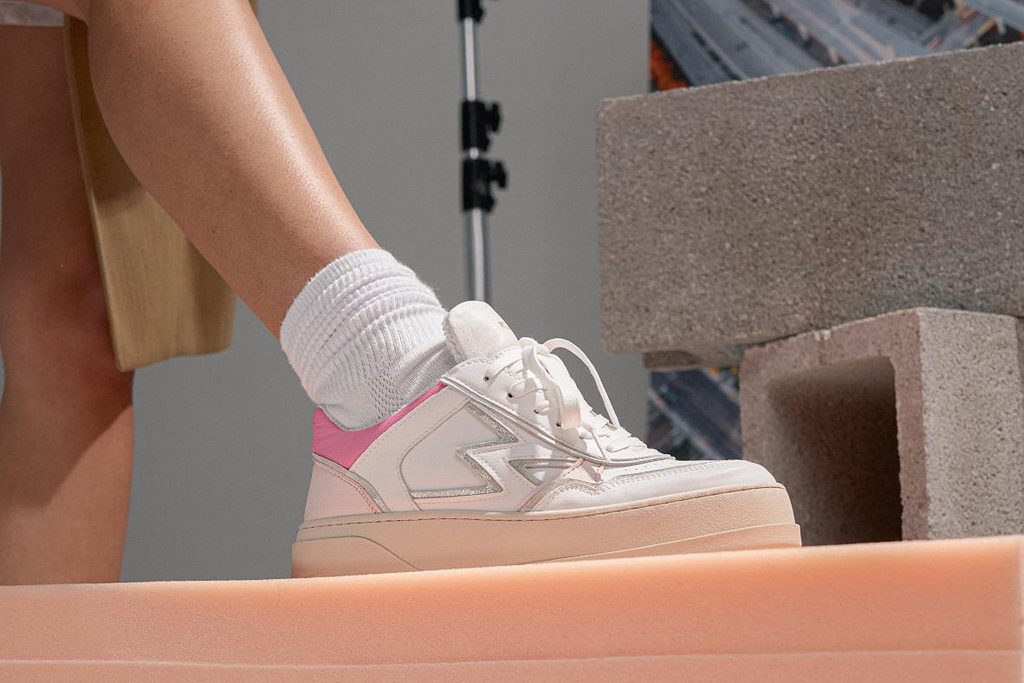 MASTER TWIGGY WHITE PINK