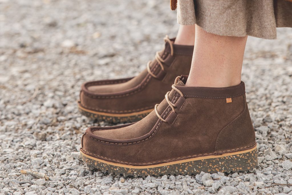 FELSEN CHUKKA BROWN